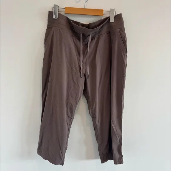 Lululemon Studio Crop - Picture 2 of 4